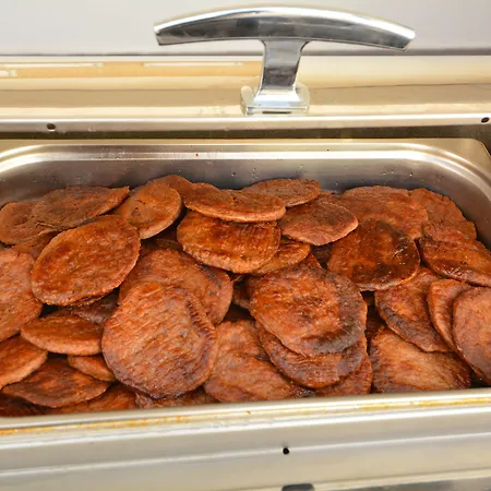 Su - Adult Only 4* Side