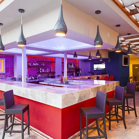 Su - Adult Only Hotel 4*