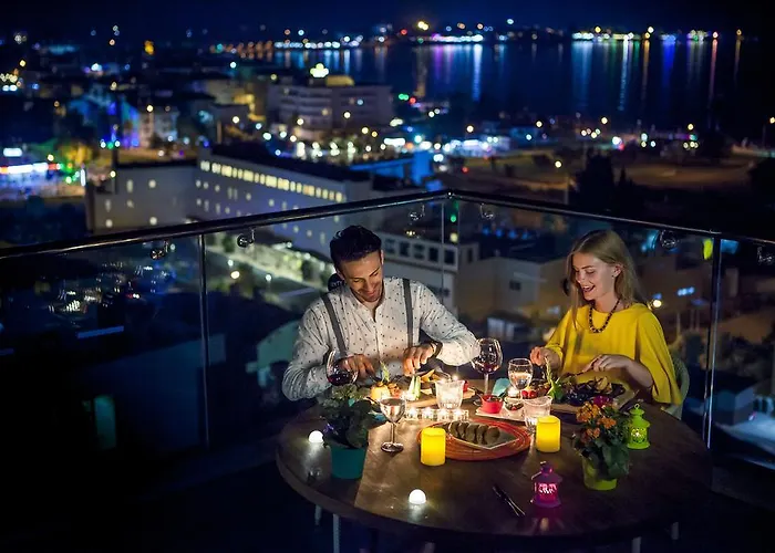 Su - Adult Only Side