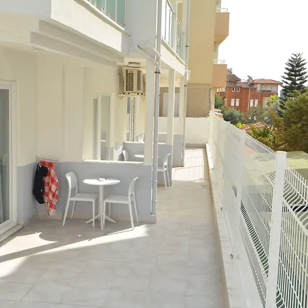 מלון Su - Adult Only 4*