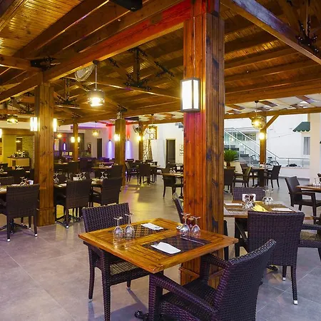 Su - Adult Only מלון 4*