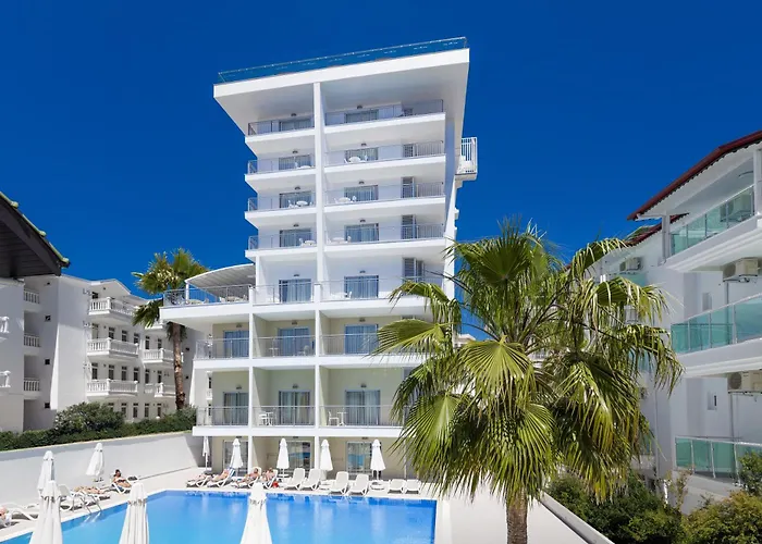 Su - Adult Only Hotel 4*