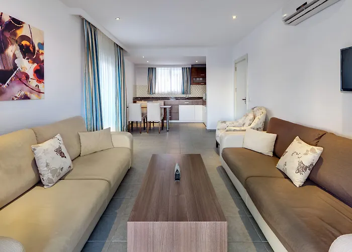 Su - Adult Only Hotel 4*